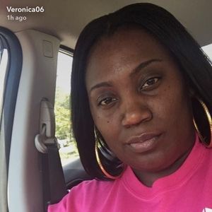 Meet your Posher, Veronica